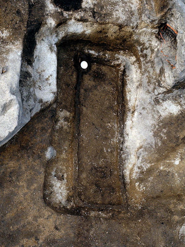 木棺の存在を推定できる中世の土壙墓