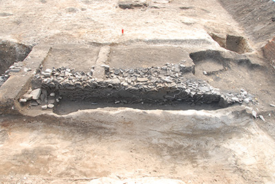 Well-arranged tiles in pile